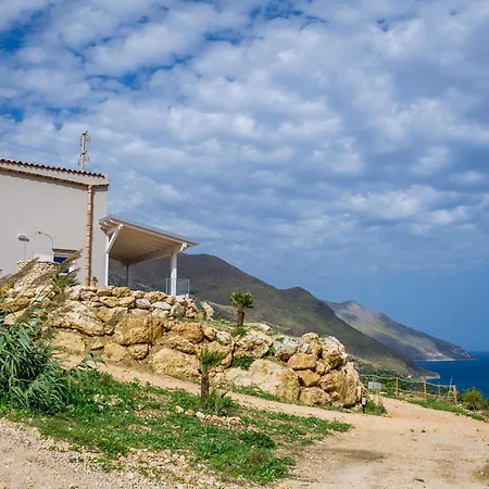 Rosaria 2 Km From The Riserva Natural Of The Zingaro Apartment