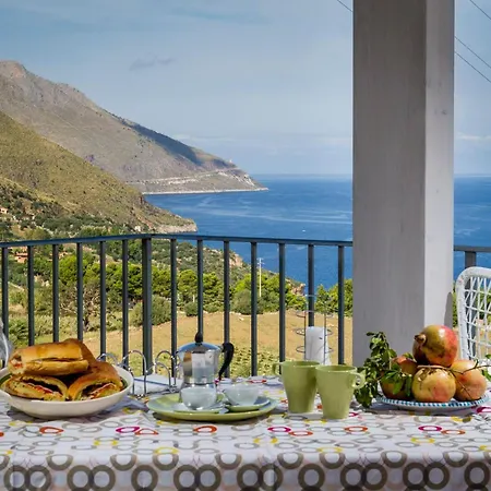 Apartment Rosaria 2 Km From The Riserva Natural Of The Zingaro Scopello (Sicily)